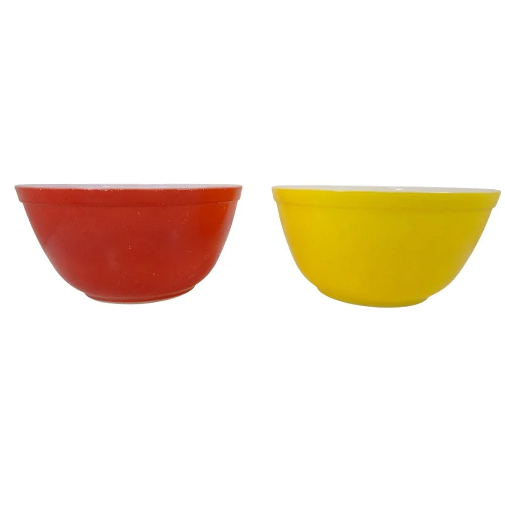 Pyrex Mixing Bowls Set of 2 Red Yellow Primary Colors Good Vintage
